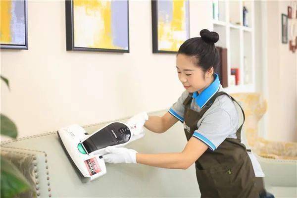 十部门 加大家政企业财政支持 健全家政服务信用体系